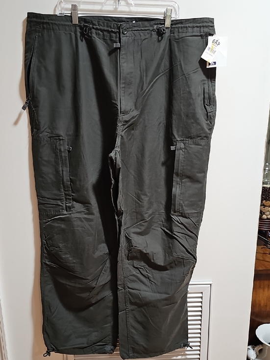 GAP Other - GAP Men’s Cargo Pants in Olive Green/Gray